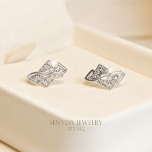 BTV342 Bông tai vàng Senyda khoen chữ nhật xéo đá