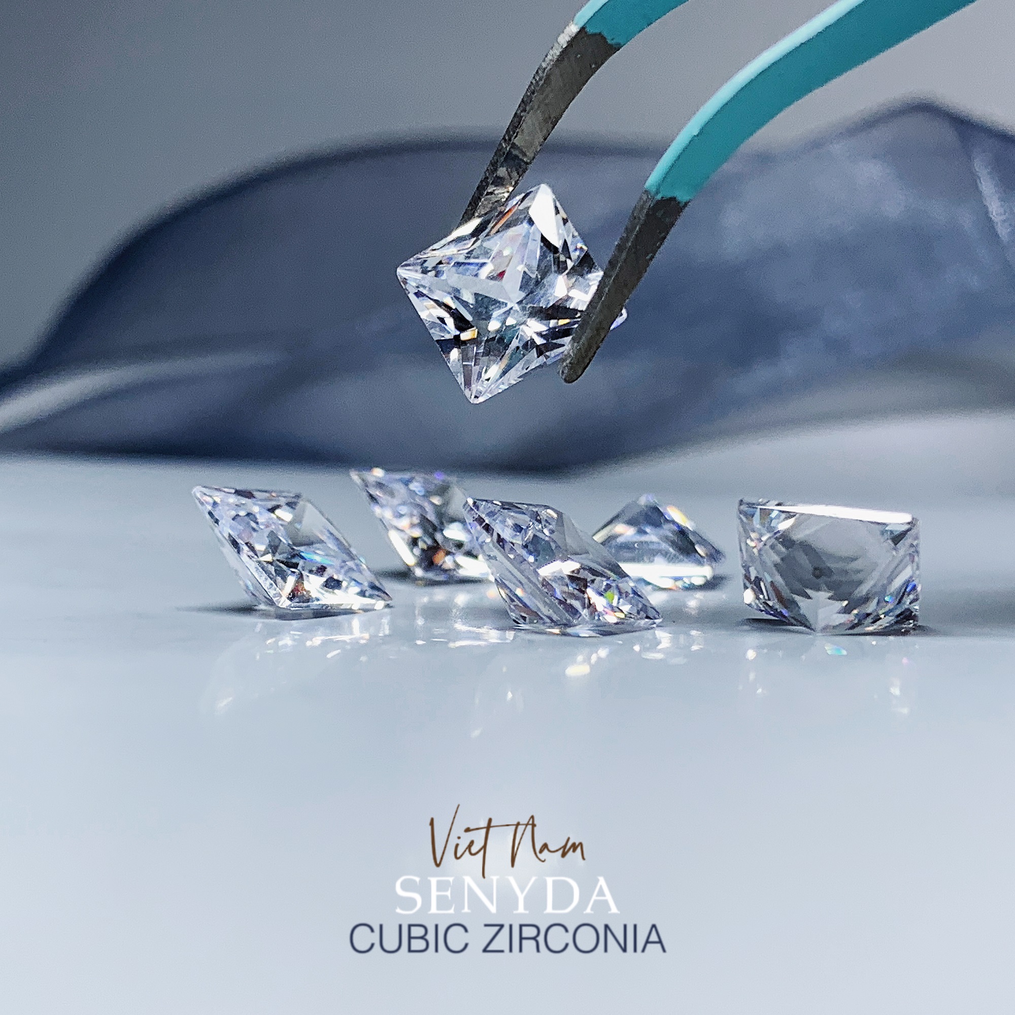 Đá Cubic Zirconia