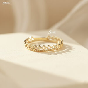 NHV315 Nhẫn vàng Senyda vương miệng hình thoi bi