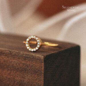 NHV442 Nhẫn vàng Senyda mặt vòng tròn đá rỗng