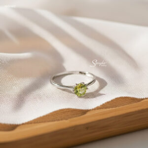 NHV482 Nhẫn vàng Senyda đá Peridot 5mm 6 chấu