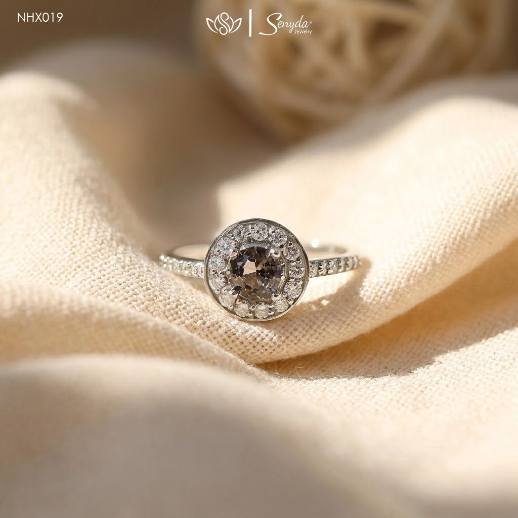 NHX019 Nhẫn kim cương Senyda halo tròn