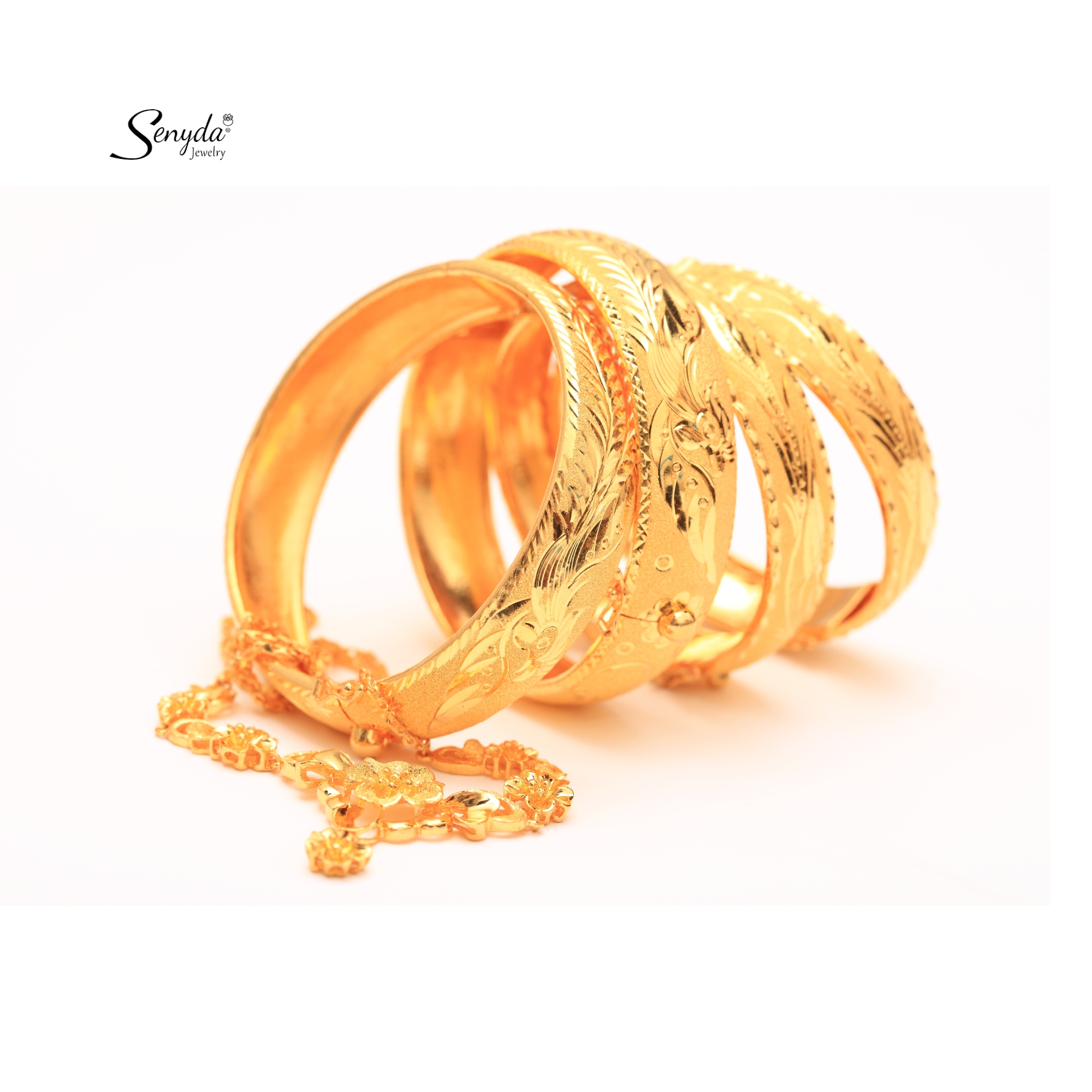 Trang sức vàng 24K.
