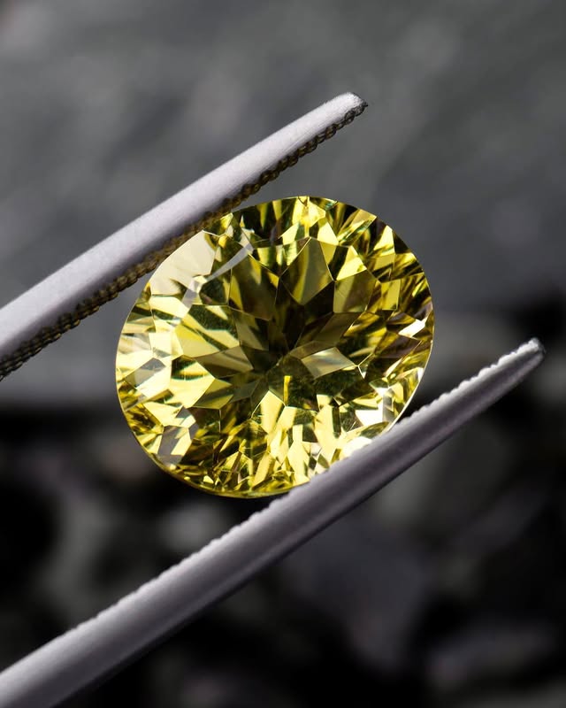 Khám phá sự đa dạng màu sắc của đá Sapphire tự nhiên