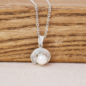 DC494 Dây chuyền bạc Ý Senyda ngọc trai viền tròn đá barget