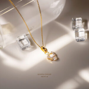 MDV134 Dây chuyền vàng Senyda mặt hoa 5 cánh đá rỗng kẹp nụ đá khoen giác