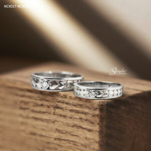 NCX017-NCX018 Nhẫn cưới kim cương Senyda cẩn 1 hột đai trái tim