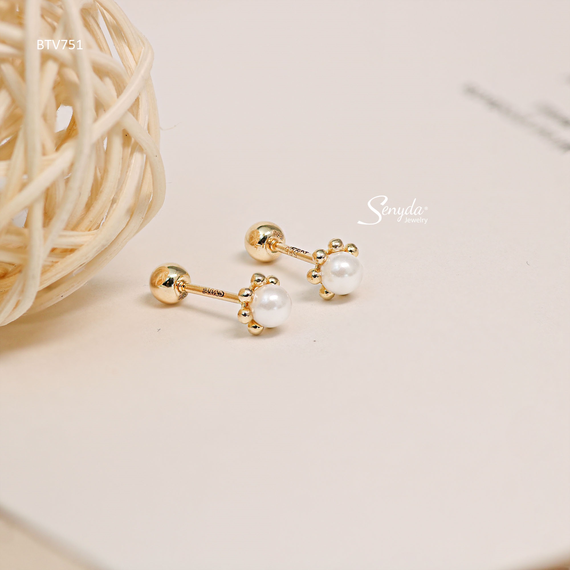 BTV751 Bông tai vàng Senyda ngọc trai nhỏ viền hoa bi chốt bi vặn