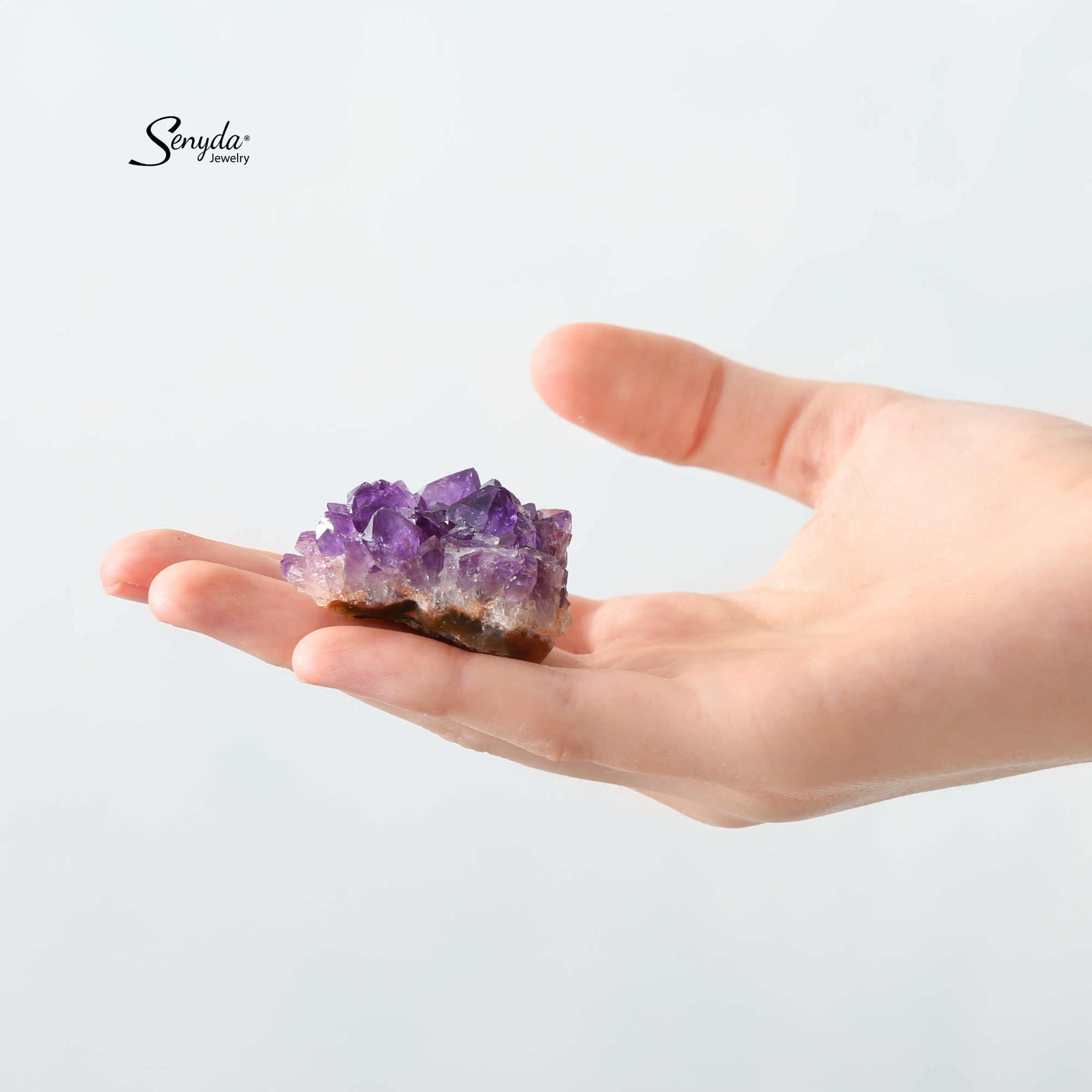 Cách sử dụng thạch anh tím trong thiền định và yoga