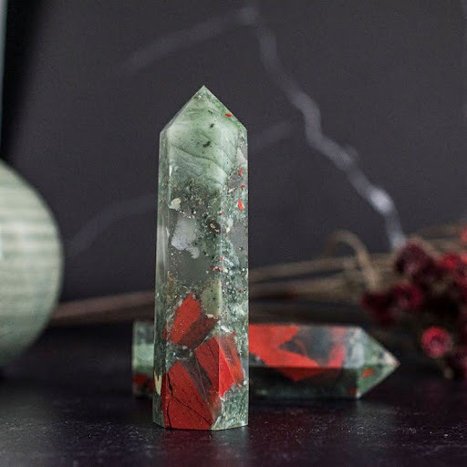 Đá Bloodstone sức mạnh của sự sống từ đất đỏ
