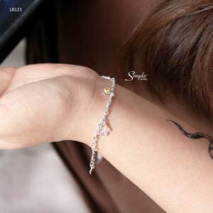 LB121 Lắc bạc cho bé Senyda dây chữ cong đôi bướm nụ màu treo