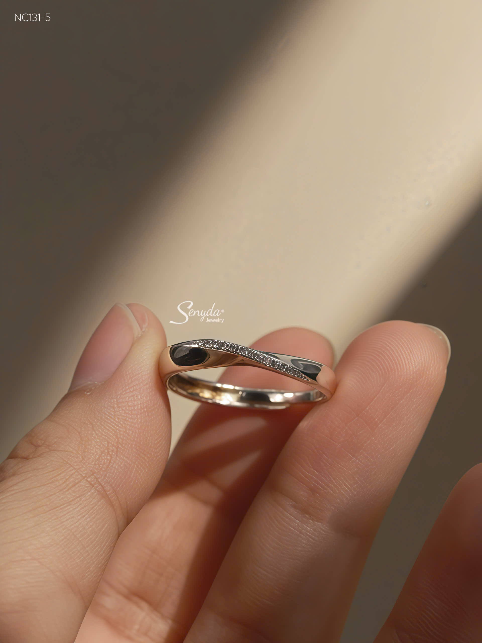 NC131 Nhẫn đôi bạc Ý Senyda xoắn nơ trơn đá