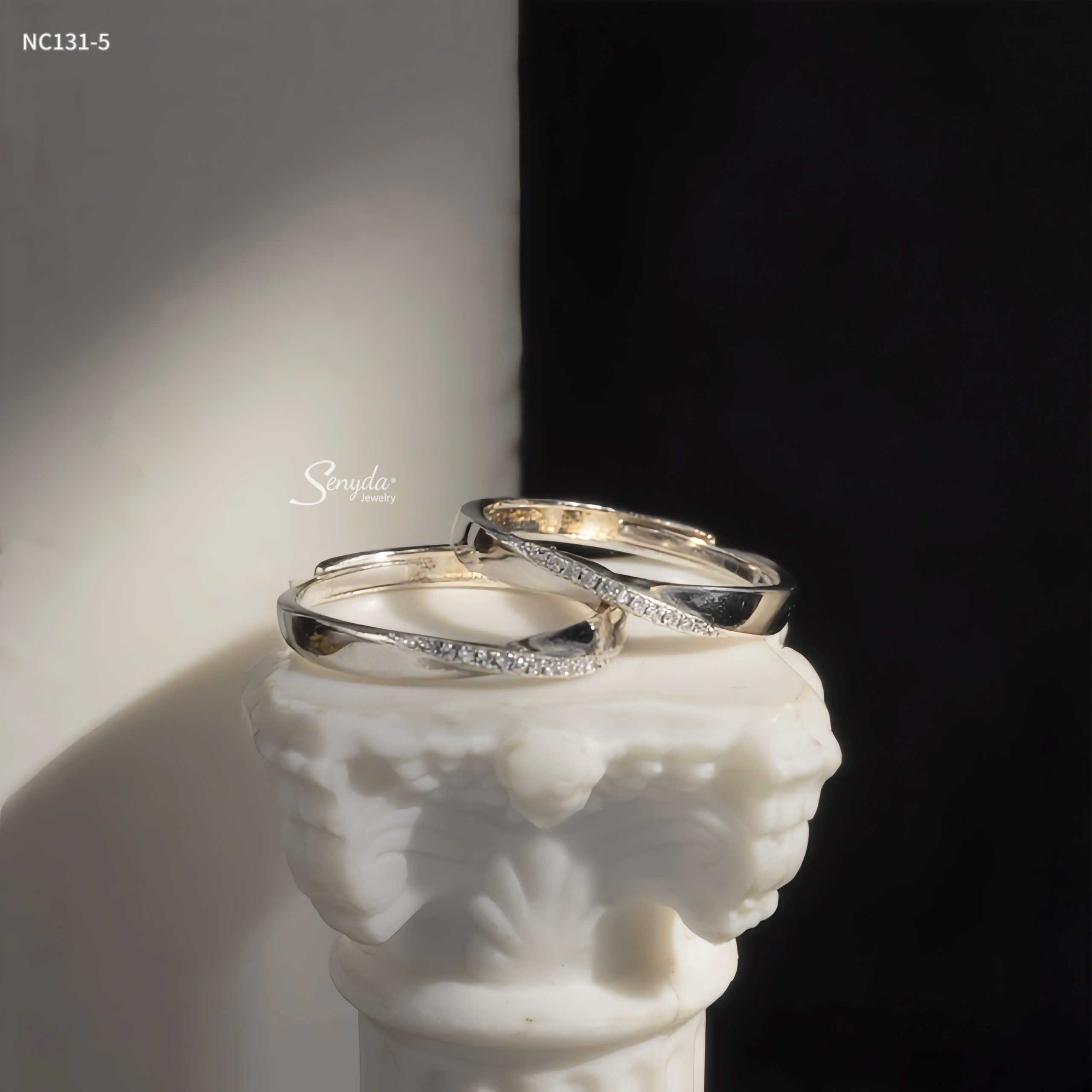 NC131 Nhẫn đôi bạc Ý Senyda xoắn nơ trơn đá