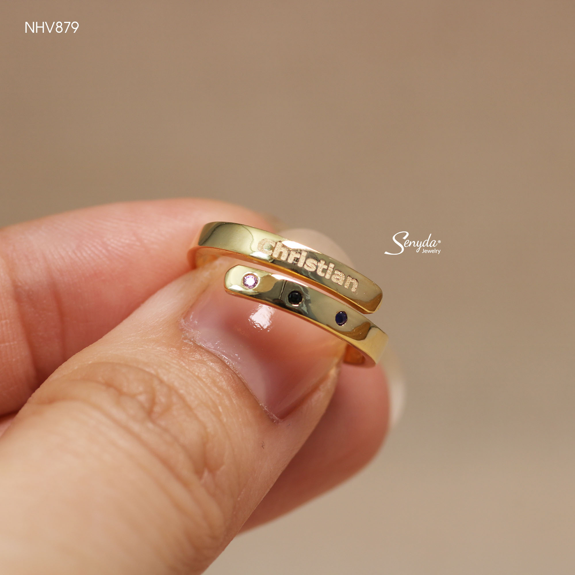 So sánh vàng tây và trang sức mạ vàng