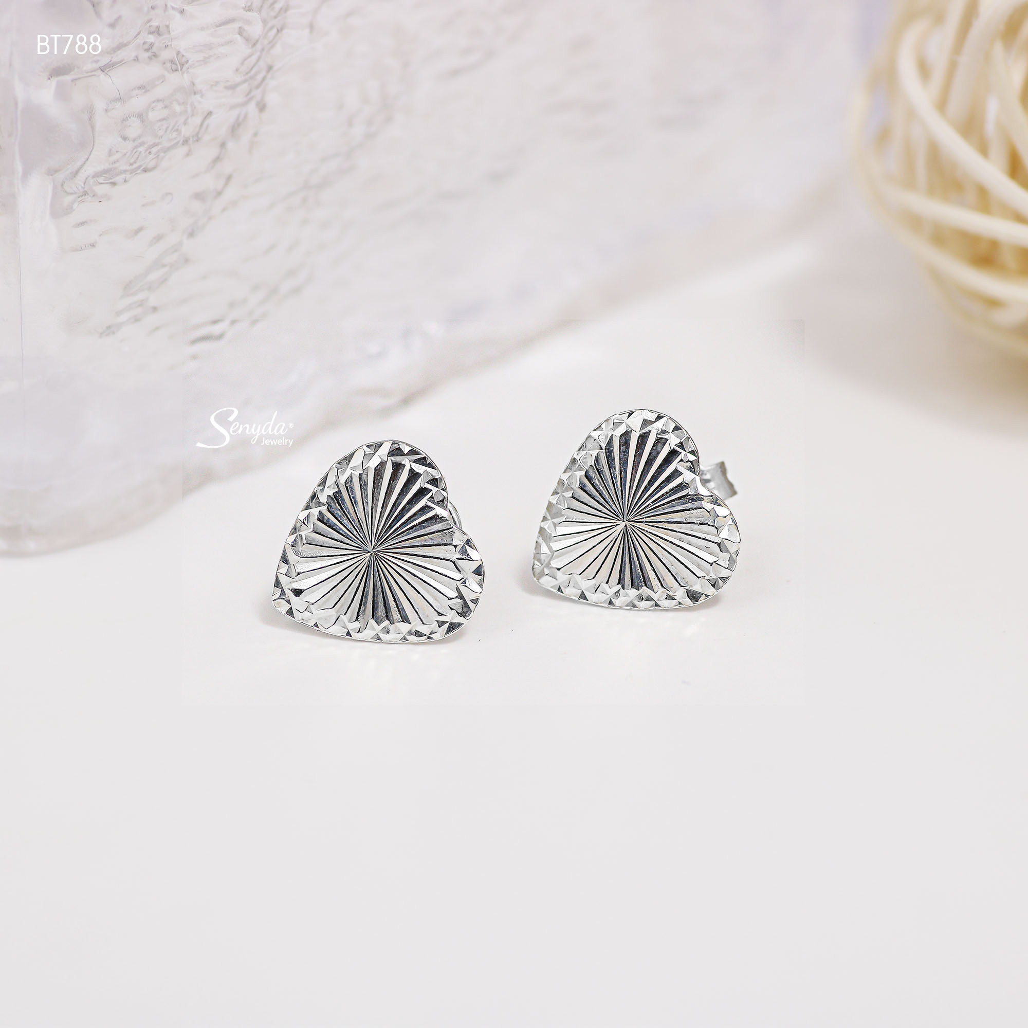 BT788 Bông tai bạc Ý Senyda mặt tim giác