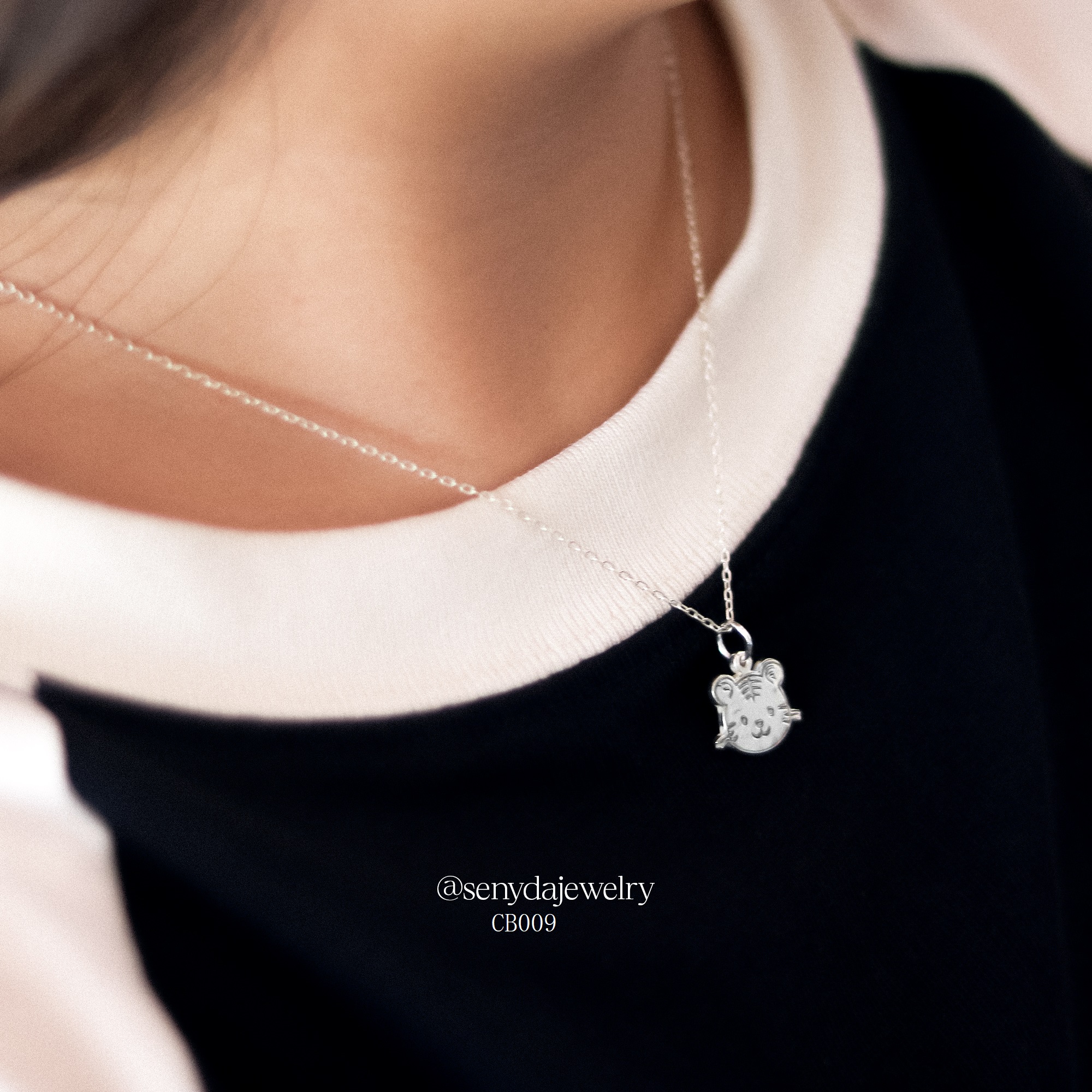 Cách chọn trang sức phù hợp với màu da của bạn