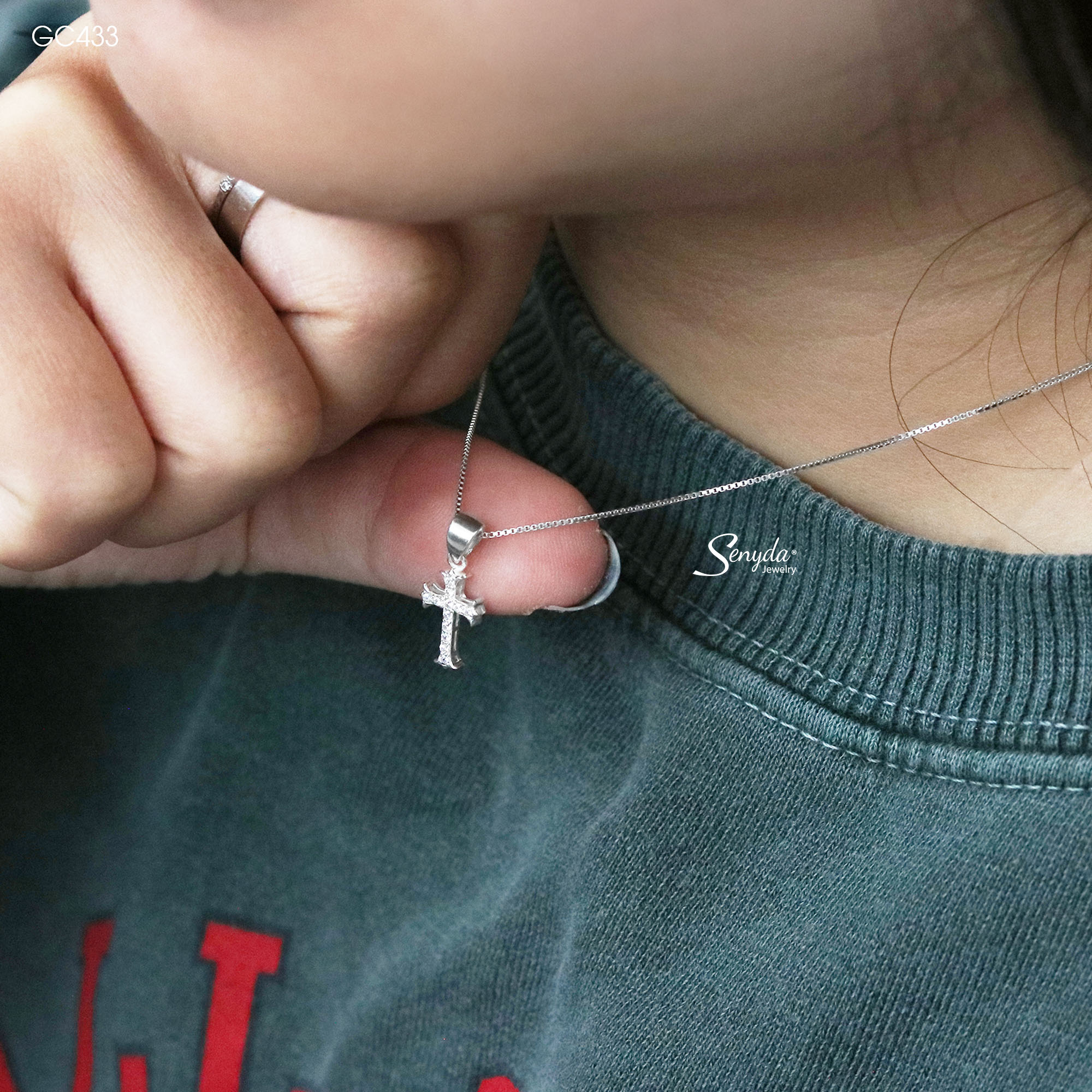 GC433 Dây chuyền bạc Ý Senyda mì mặt Thánh giá đá