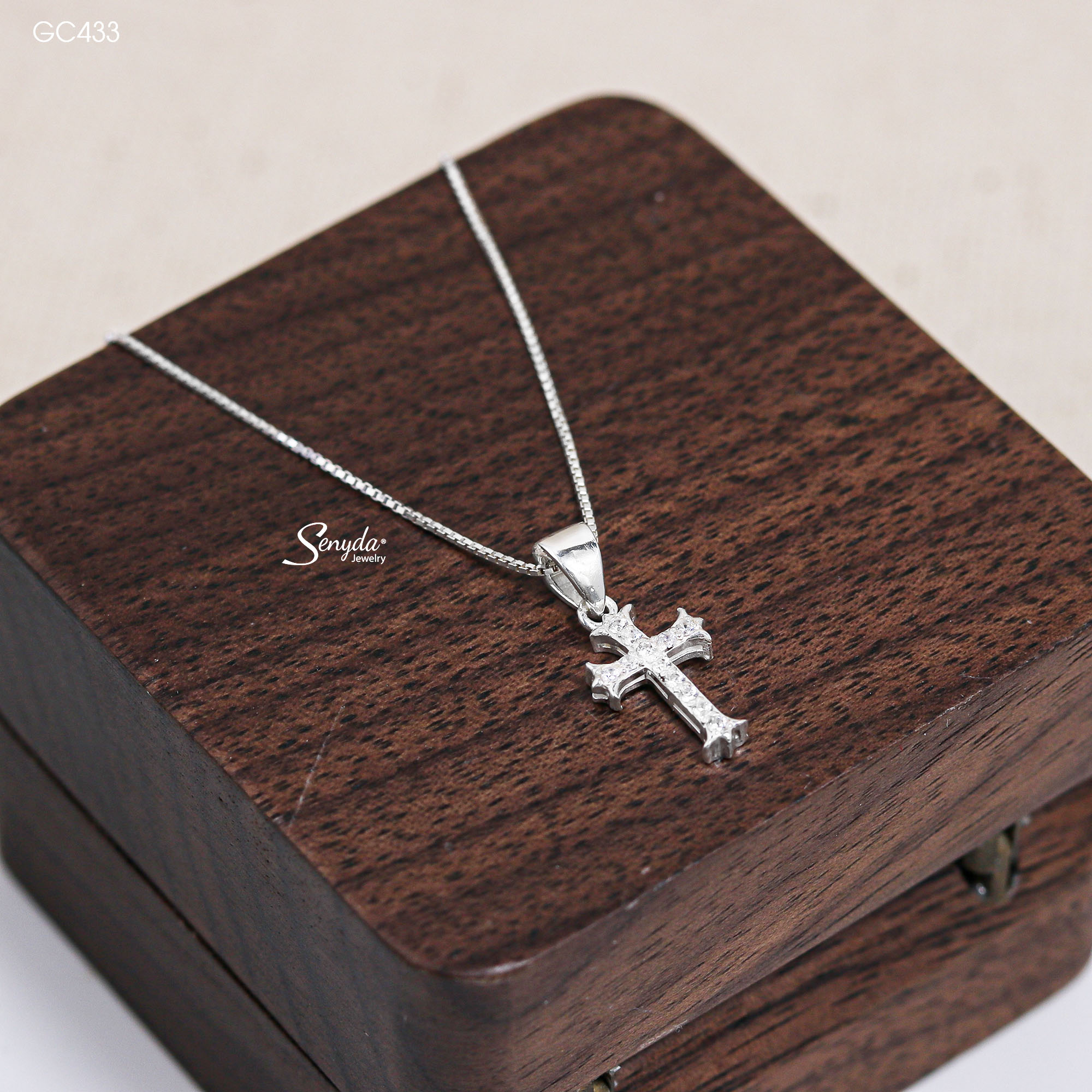 GC433 Dây chuyền bạc Ý Senyda mì mặt Thánh giá đá