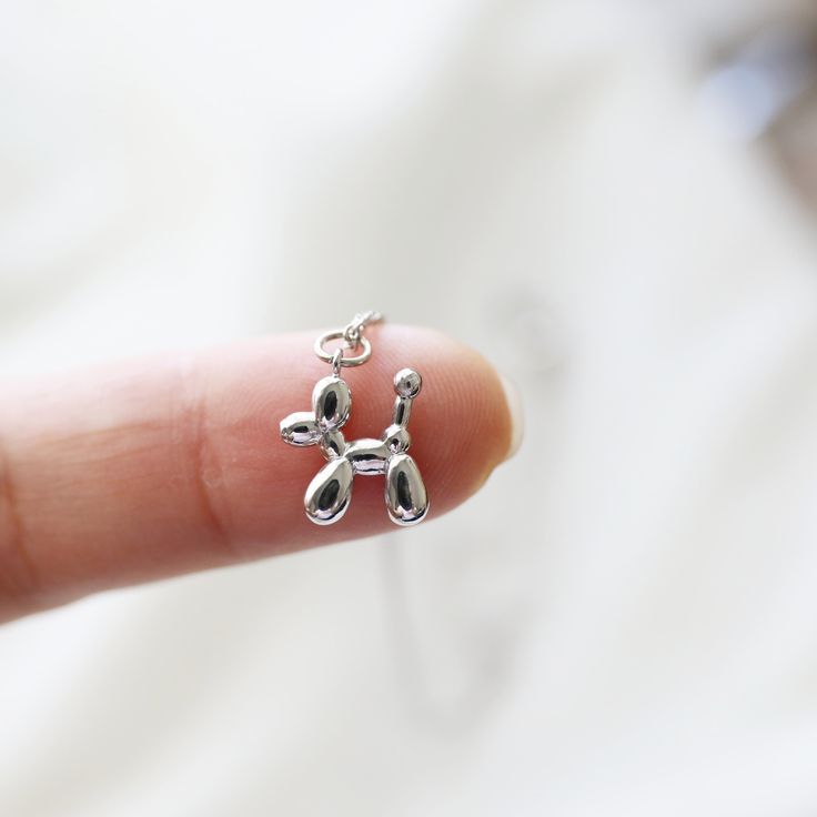Làm sao để bảo quản vàng trắng sáng bóng lâu dài?