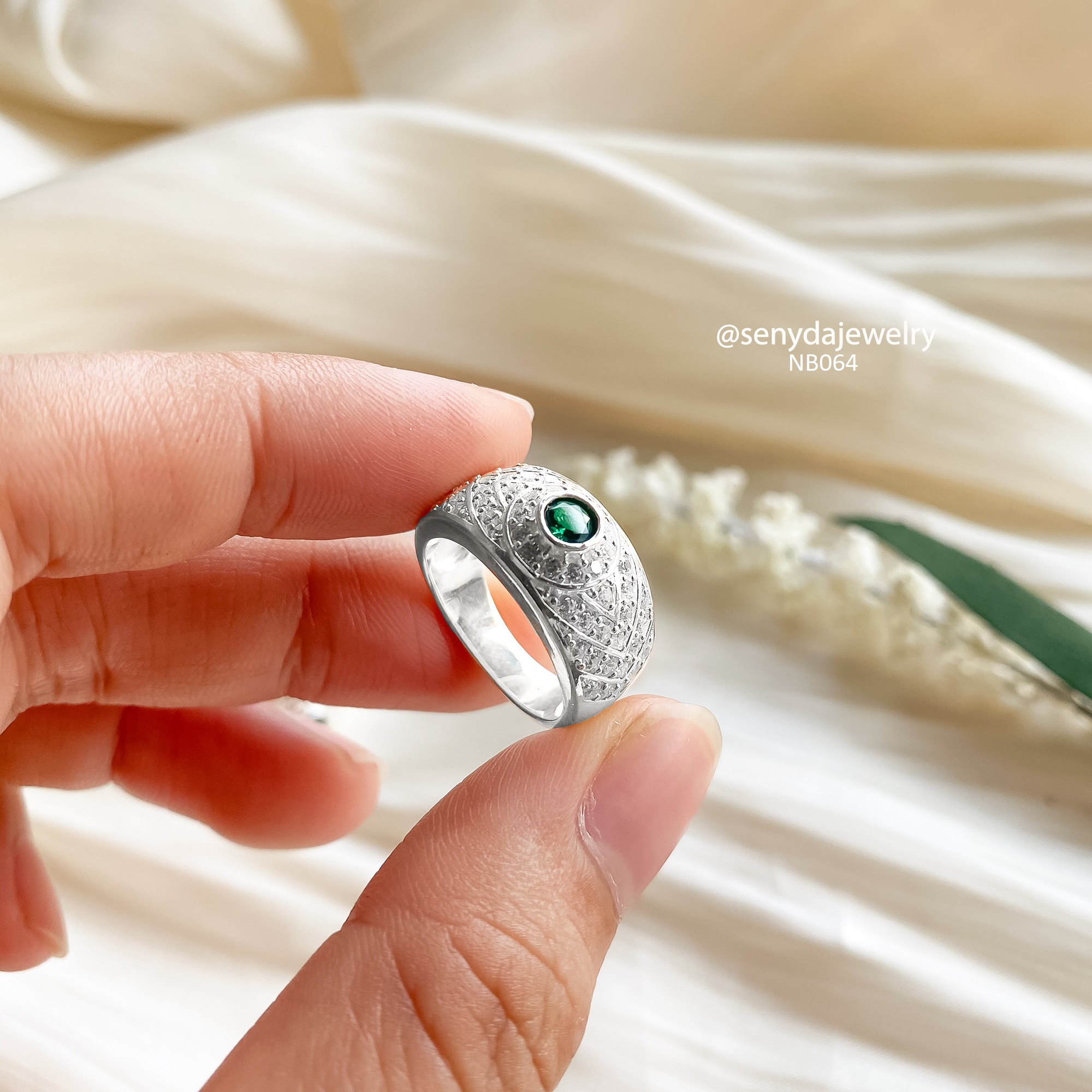 NB064 Nhẫn bạc cho bé Senyda 1 hột đai ốp đá cho