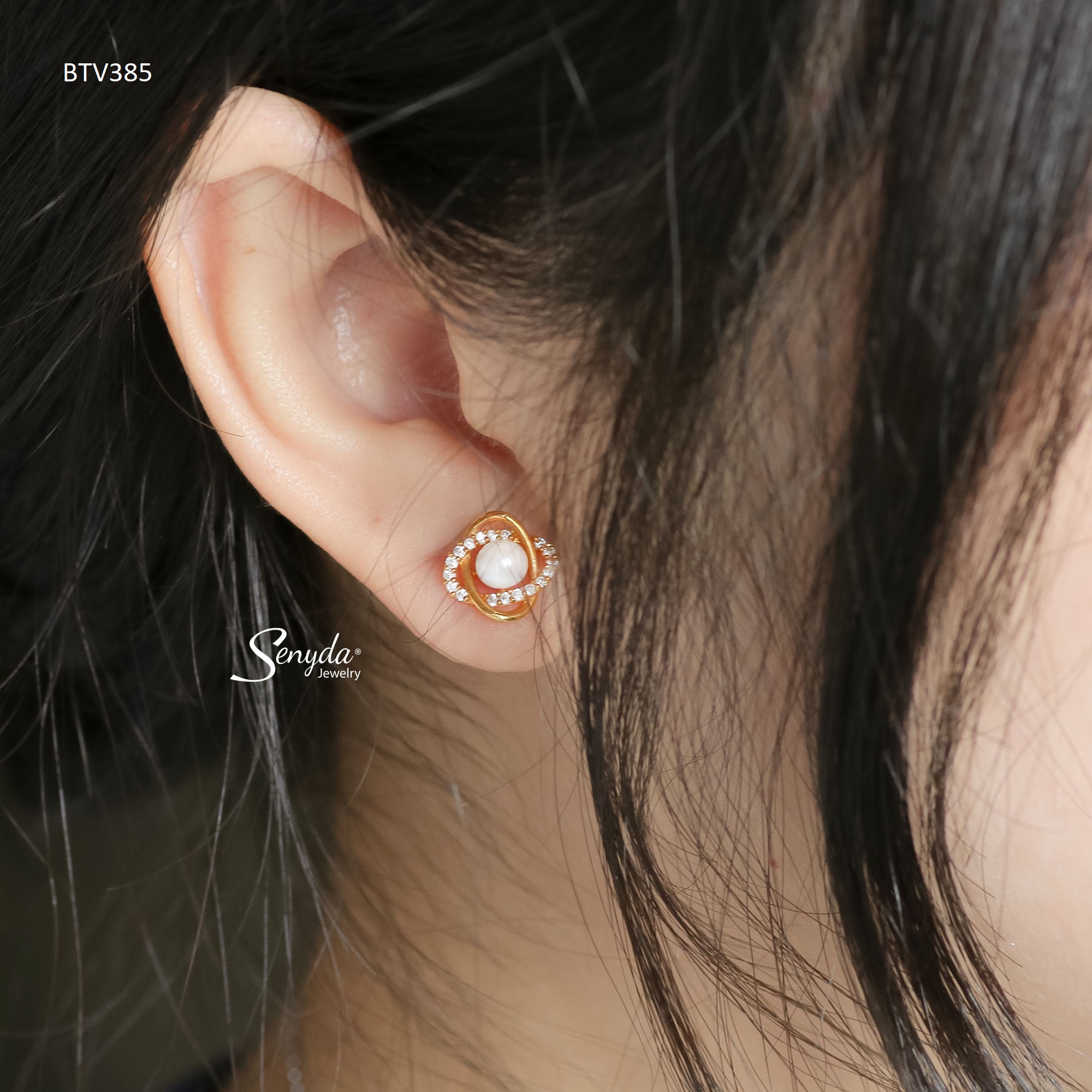 Tại sao bông tai ngọc trai luôn là biểu tượng của vẻ đẹp thanh lịch?