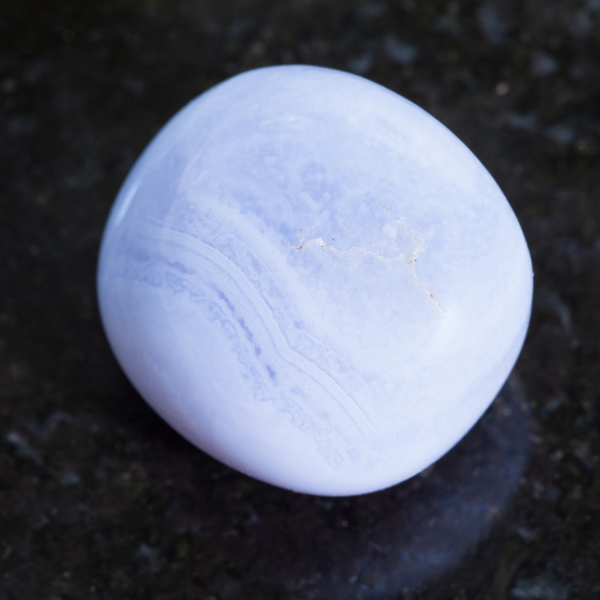 Đá Blue Lace Agate là gì? Bí ẩn vẻ đẹp, nguồn gốc và ý nghĩa