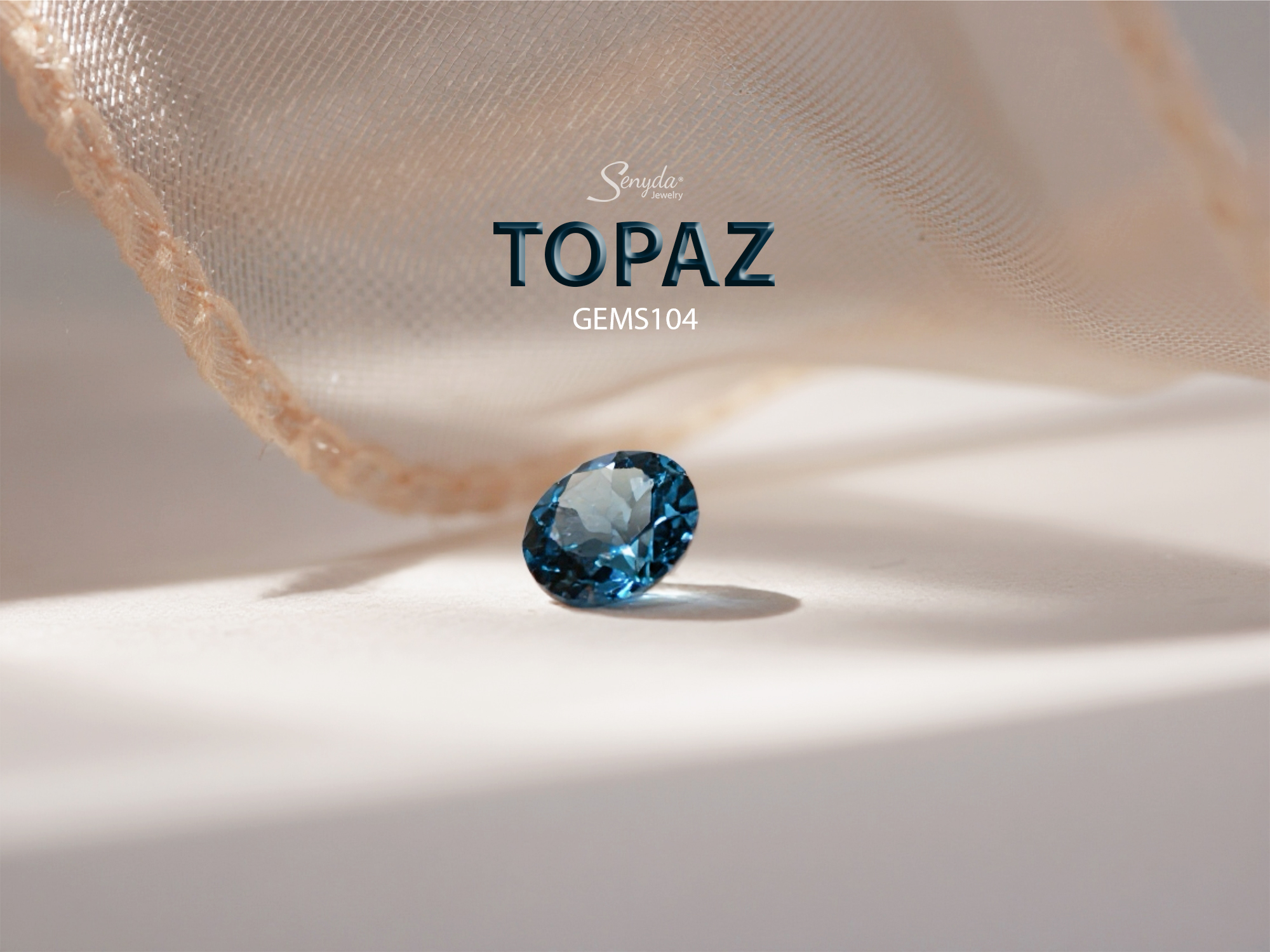Đá Topaz – viên đá xanh trong trẻo, biểu tượng của may mắn và bình an, tôn lên vẻ sang trọng và tinh khiết trong từng thiết kế trang sức.