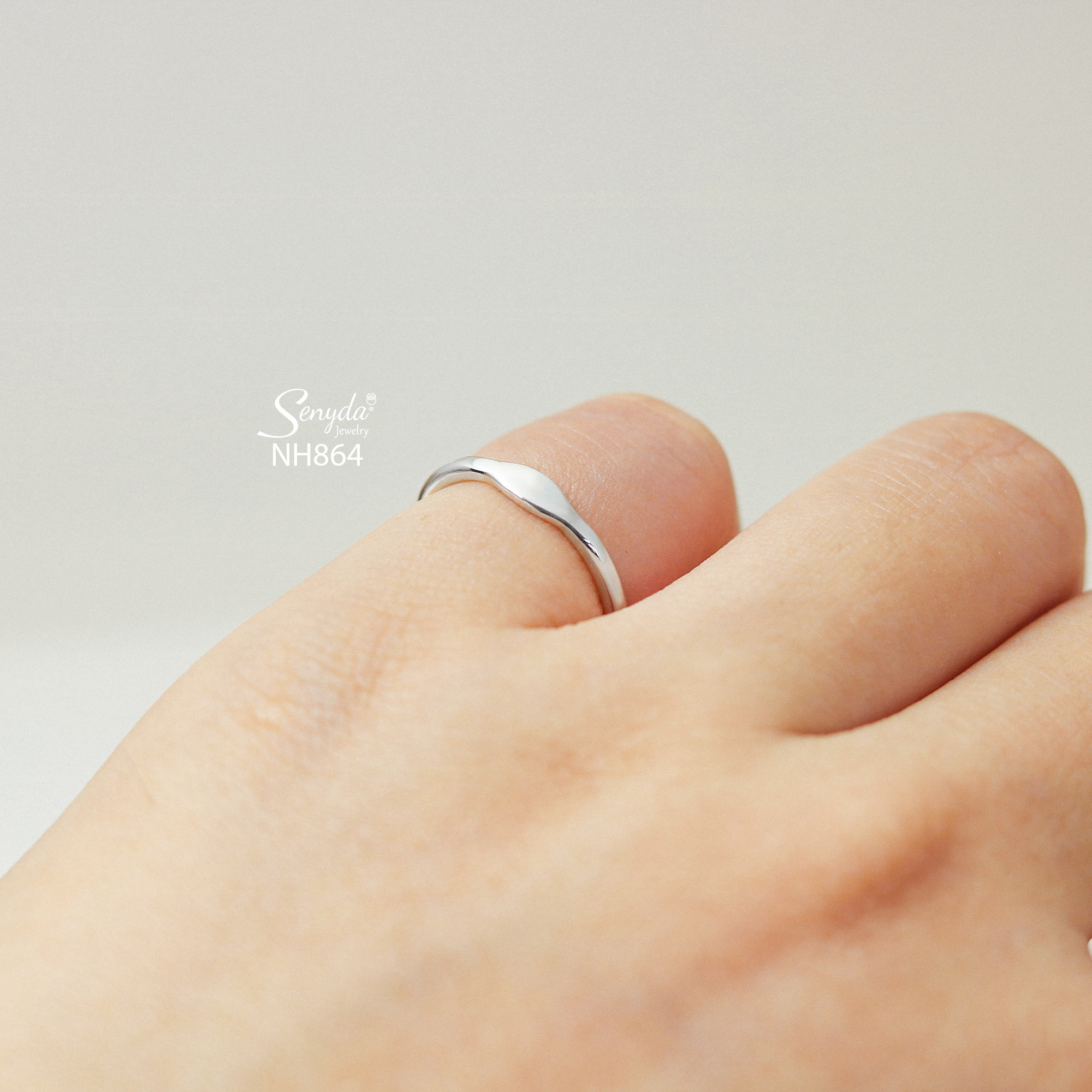 Nhẫn signet là gì? Tất tần tật về nhẫn dấu ấn bạn cần biết