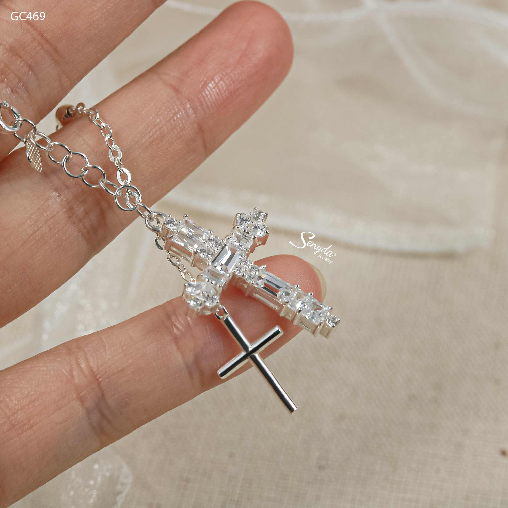 GC469 Lắc tay bạc Ý Senyda dây chữ cong xen bi treo charm thánh giá