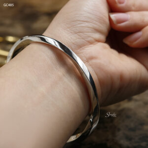 GC485 Vòng tay bạc Senyda trụ vuông xoắn