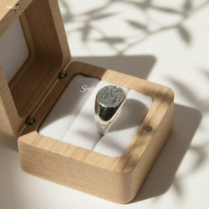 NN227 Nhẫn bạc nam Senyda signet mặt tròn khắc hoa văn Chim Lạc