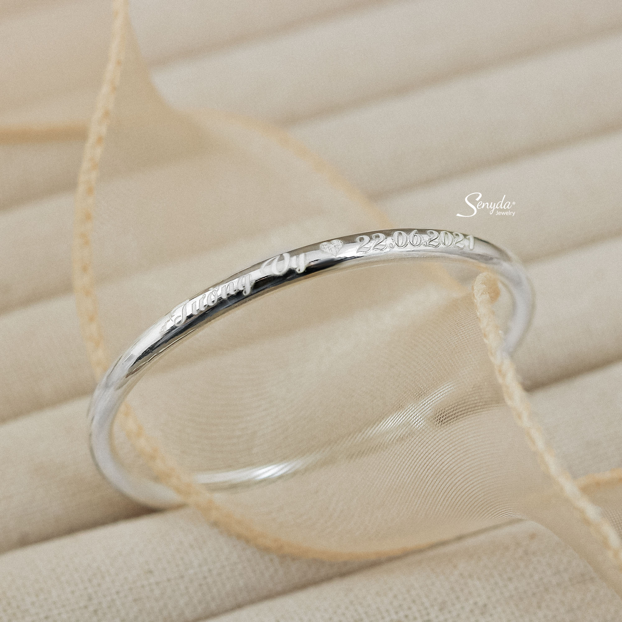 VB071 Vòng tay bạc bé Senyda charm khắc treo - Ảnh 4