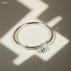 VB076-1 Vòng tay bạc bé Senyda charm trường mệnh treo