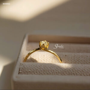 NHX063 Nhẫn kim cương Senyda đế hoa văn đai chéo