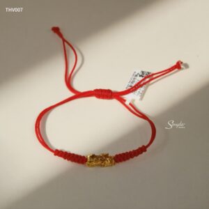 THV007 Vòng tay chỉ đỏ charm vàng Senyda Tỳ hưu lưng bụng dãy đồng tiền