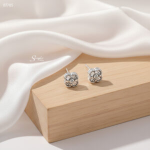 BT785 Bông tai bạc Ý Senyda hoa 4 cánh giác nụ đá nhỏ