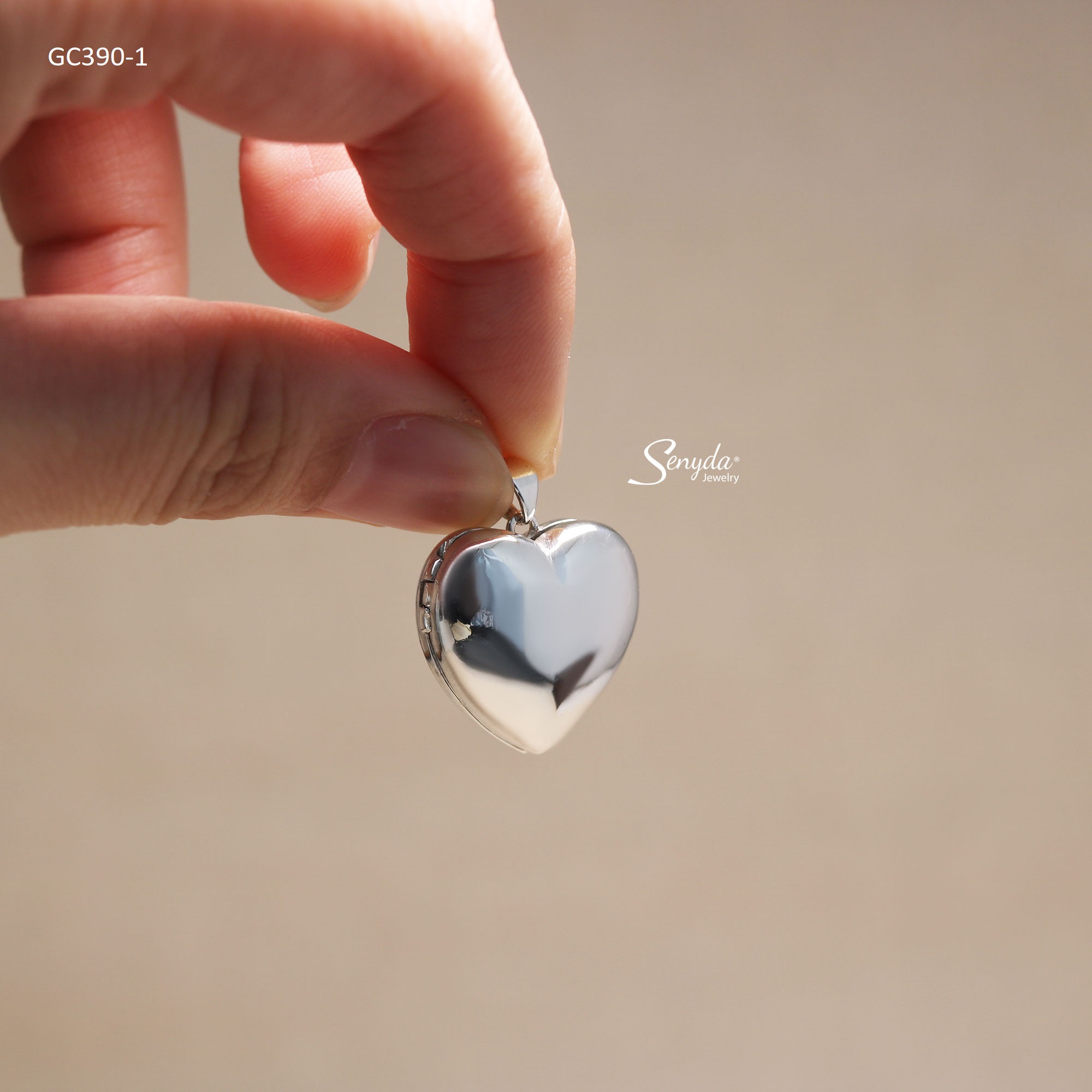 Dây chuyền heart locket: Món trang sức lưu giữ kỷ niệm đẹp nhất