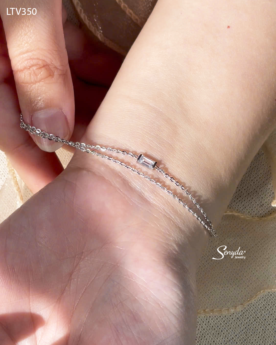 LTV350 Lắc tay vàng Senyda dây kép mặt đá baguette