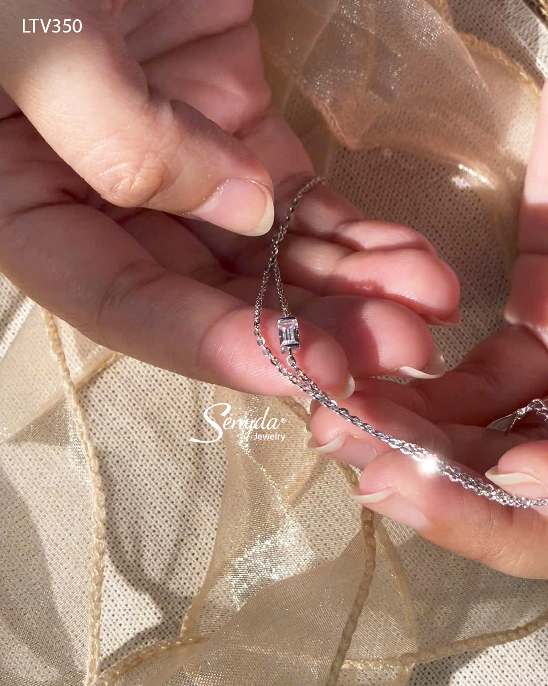 LTV350 Lắc tay vàng Senyda dây kép mặt đá baguette