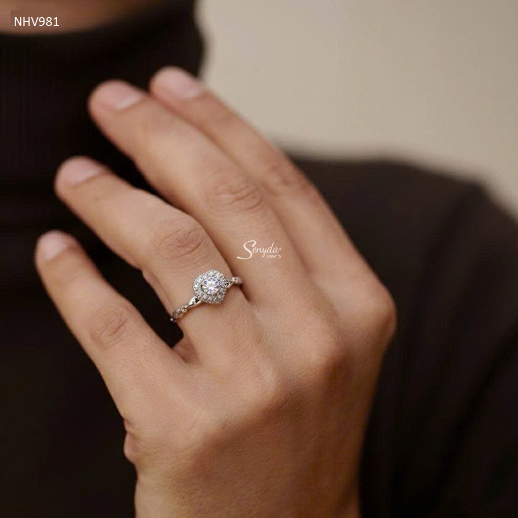 Trang sức tiệc tối: Chọn sao cho sang trọng mà không “quá tay”?