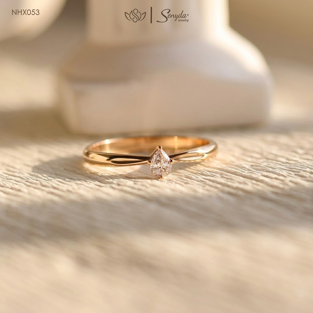 NHX053 Nhẫn kim cương Senyda giọt nước đai nơ phồng