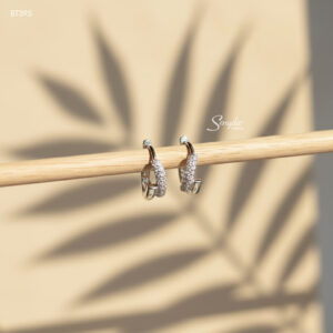 BT395 Bông tai bạc Ý Senyda khoen trơn đá kép