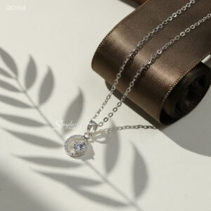 DC1018 Dây chuyền bạc Ý Senyda vòng tròn đá 1 hột 1 bên