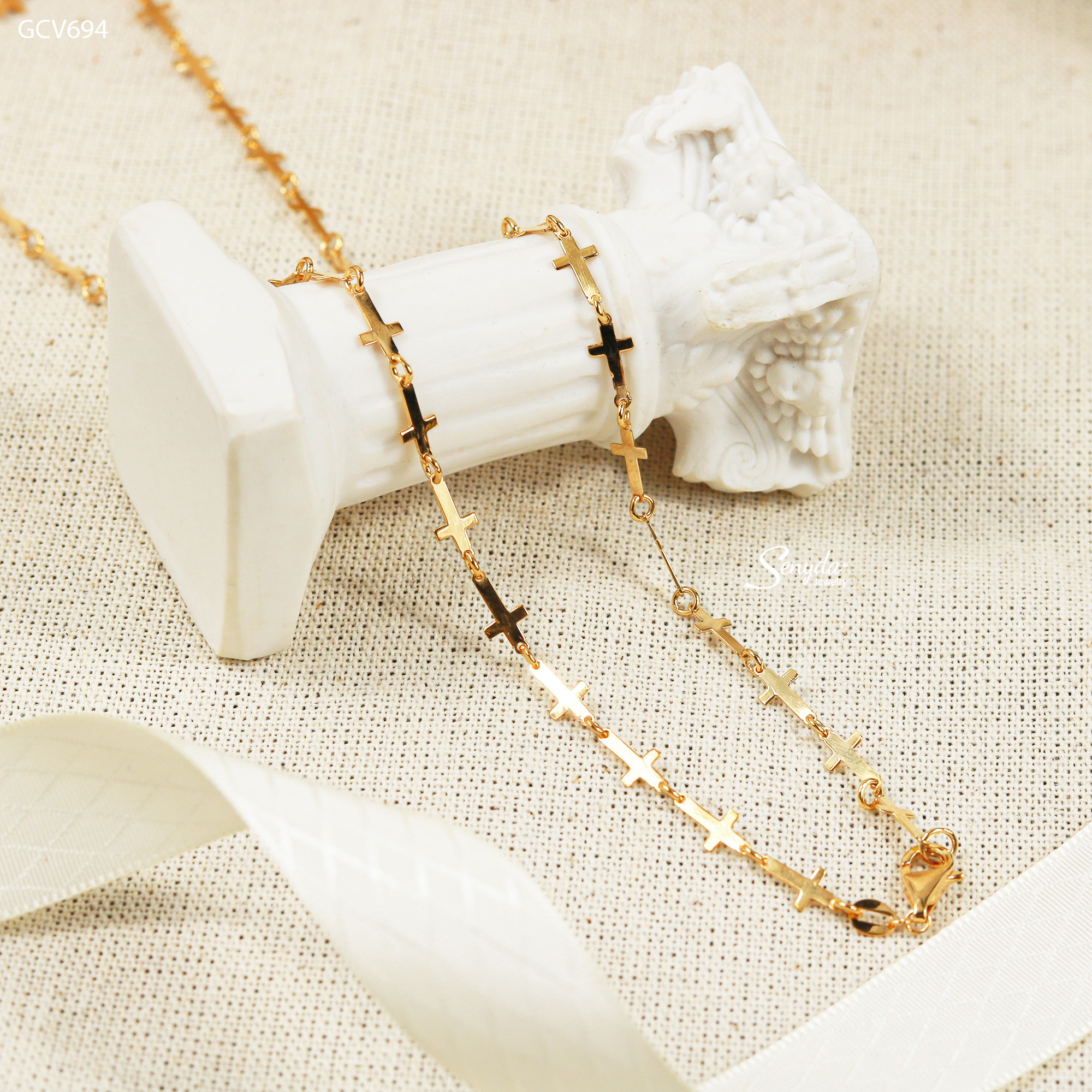 Vàng, bạc hay da? Chọn chất liệu trang sức nam phù hợp