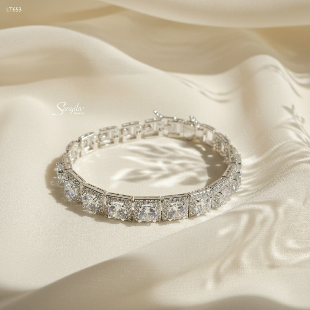 Trang sức Valentine không theo công thức: Chọn sao cho đúng người mình yêu