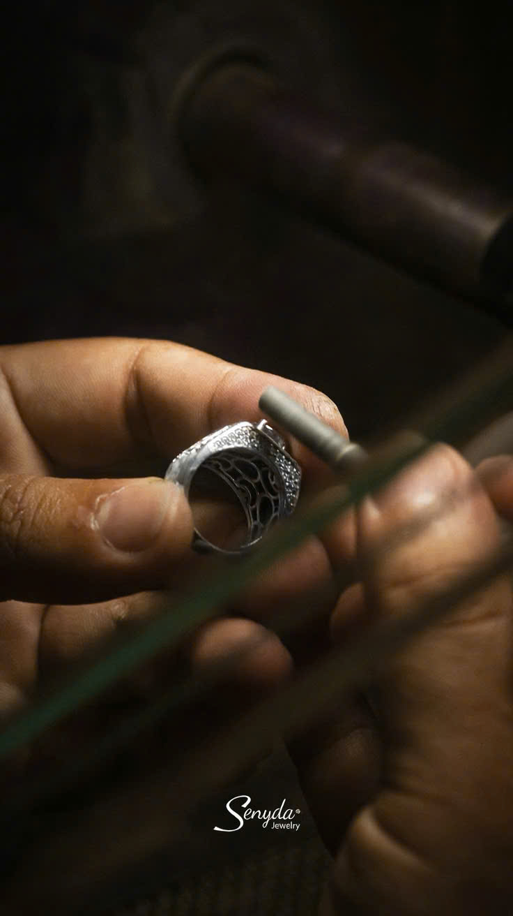 Chính sách hậu mãi trang sức tại Senyda Jewelry: Hành trình đồng hành sau khi khách nhận sản phẩm