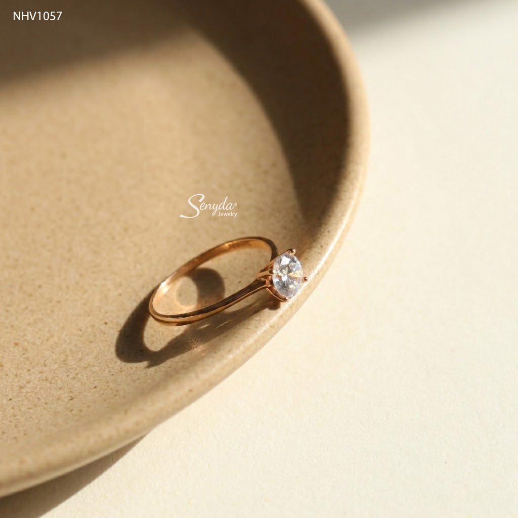 NHV1057 Nhẫn vàng Senyda 4 chấu tim nhỏ