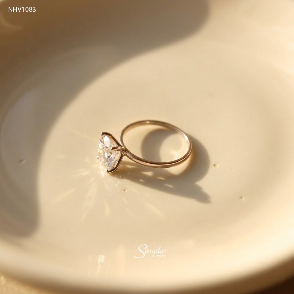 NHV1083 Nhẫn vàng Senyda 1 hột oval 9x7mm 4 chấu