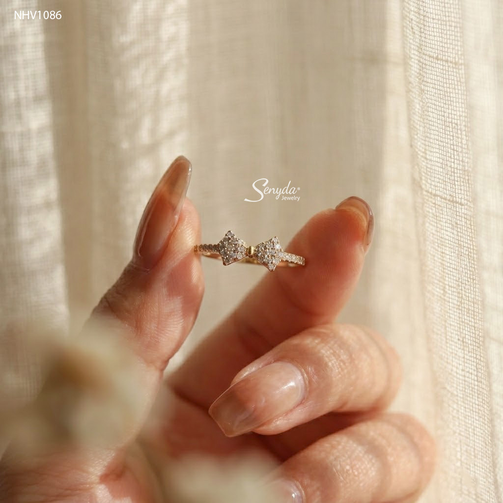 NHV1086 Nhẫn vàng Senyda nơ đính đá
