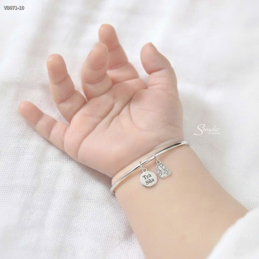 5 quy tắc vàng mẹ phải biết khi chọn lắc tay cho bé dưới 1 tuổi